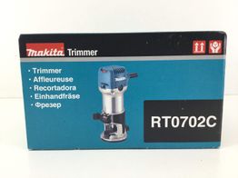 fresadora makita rt0702c