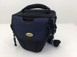 capa camara action negro y azul