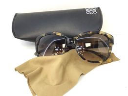 gafa de sol señora loewe slw 938