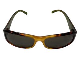gafa de sol señora prada spr03e