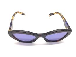 gafa de sol señora prada spra02