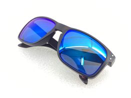 &oacute;culos de sol homem oakley oo9102-f055