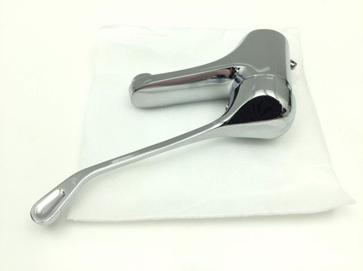 grifo ba&ntilde;o mirtak