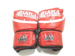 guantes shark the legend