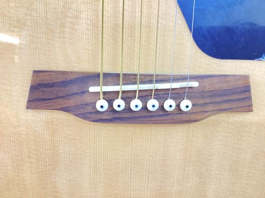 guitarra ac&uacute;stica walden d350/w