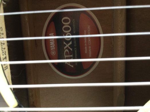 guitarra acustica yamaha apx600