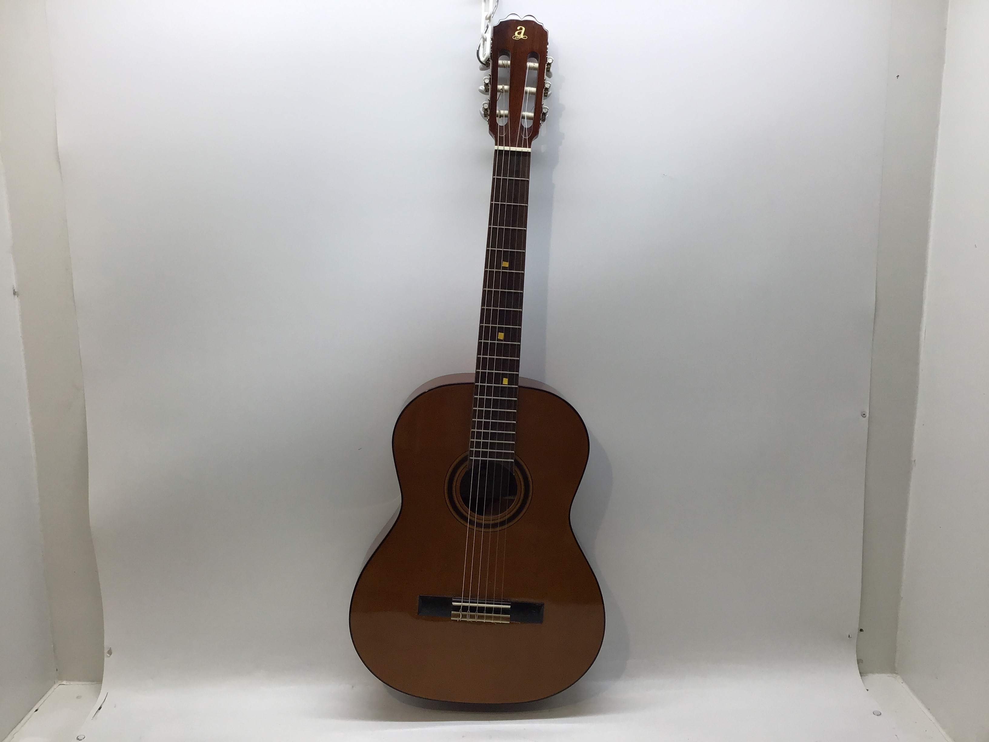 GUITARRA CLASICA