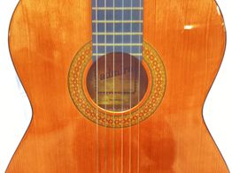 guitarra clasica admira monica