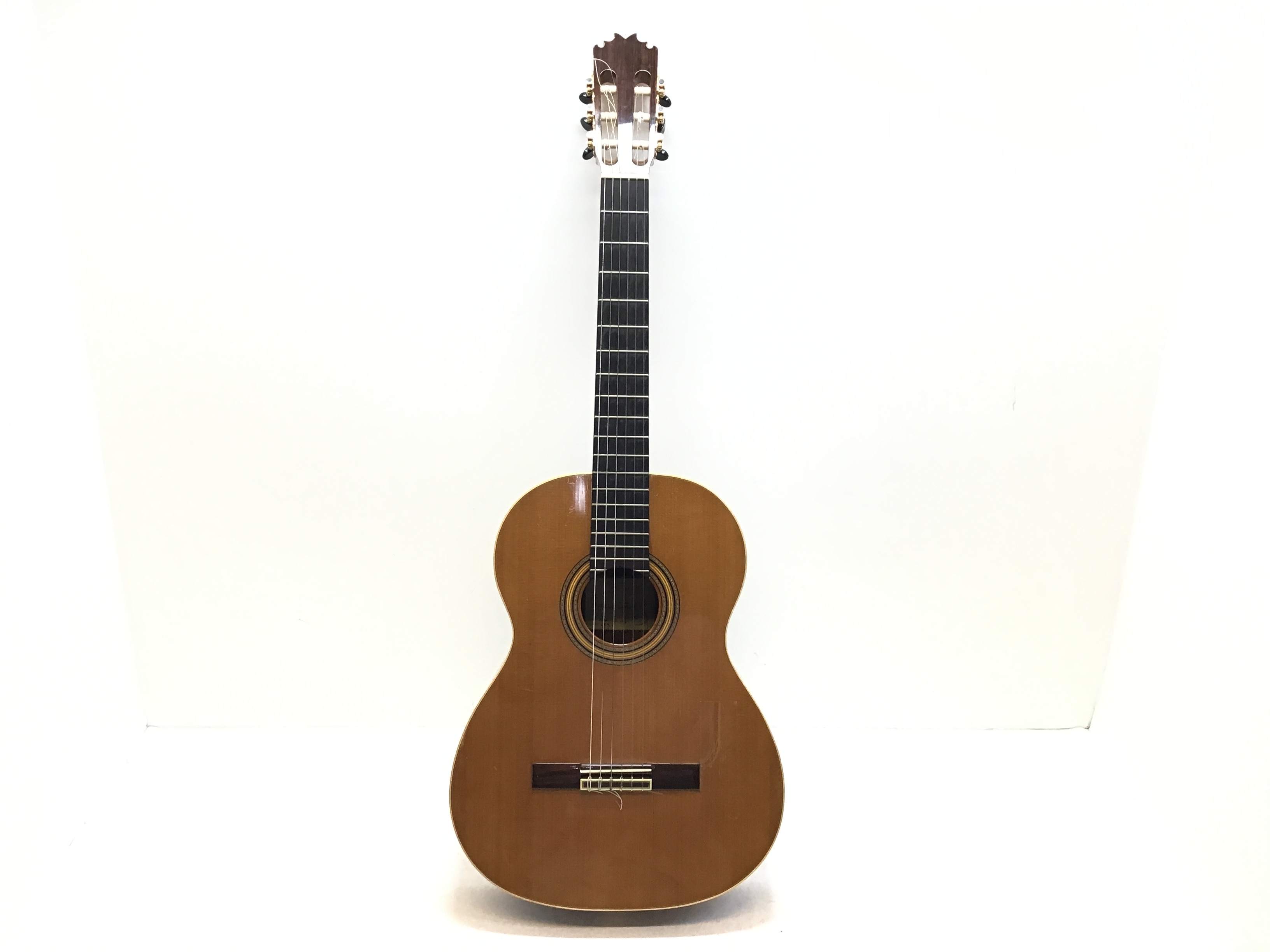 GUITARRA CLASICA