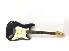 guitarra electrica caliber strat negra
