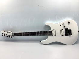 guitarra electrica charvel pro-mod plus san dimas style 1 hh fr eb snow white