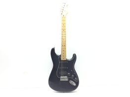 guitarra electrica fender fender  stratratocaster hss mn blk 2013