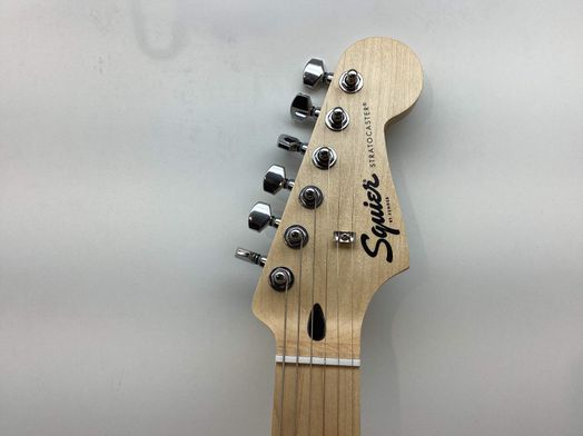 guitarra el&eacute;trica fender squier