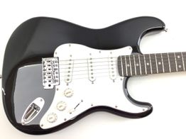 guitarra el&eacute;trica oqan guitars