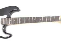 guitarra el&eacute;trica oqan guitars