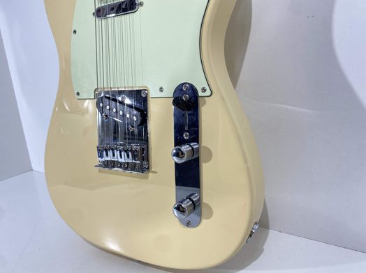 guitarra electrica sire larry carlton t3