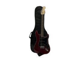 guitarra el&eacute;trica fender squier stratocaster hsh candy apple red