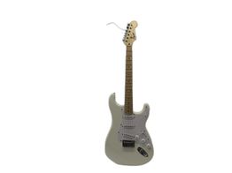 guitarra el&eacute;trica squier stratocaster