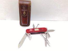 herramienta multiusos victorinox traveller