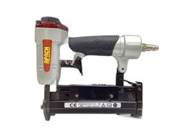 herramienta neumatica apach clavadora