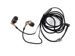 in ear 1more triple driver in ear headphones