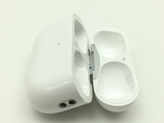 in ear apple a2968  caja de carga
