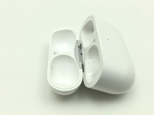 in ear apple a2968  caja de carga