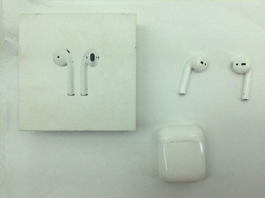 in ear apple airpods 2 gen