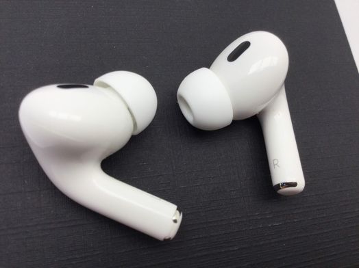 in ear apple airpods 2 gen