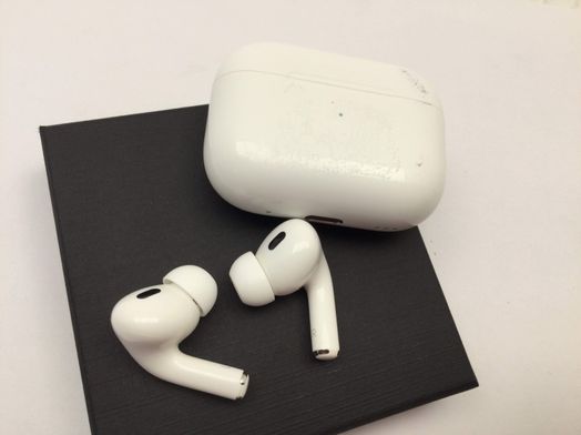 in ear apple airpods 2 gen