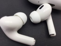 in ear apple airpods 2 gen