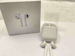 in ear apple airpods 2 gen