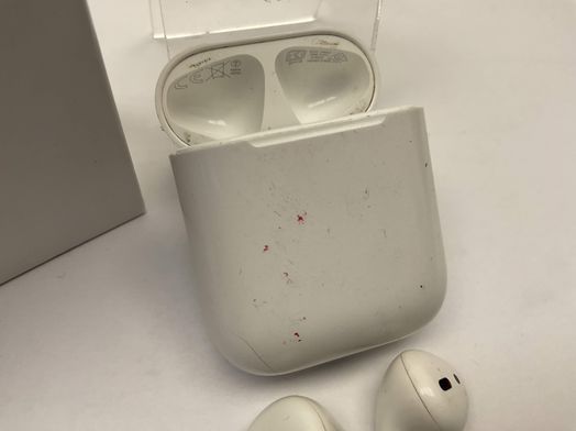 in ear apple airpods 2 gen