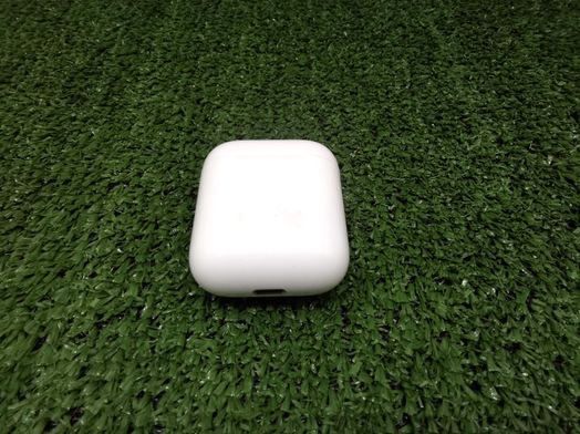 in ear apple airpods 2 gen