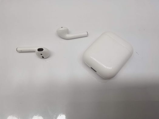 in ear apple airpods 2 gen