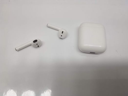 in ear apple airpods 2 gen