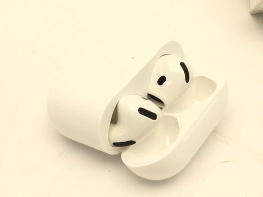 in ear apple airpods 4 gen