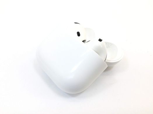 in ear apple airpods 4 gen