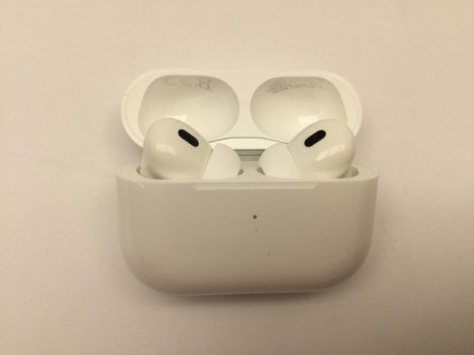 in ear apple airpods pro