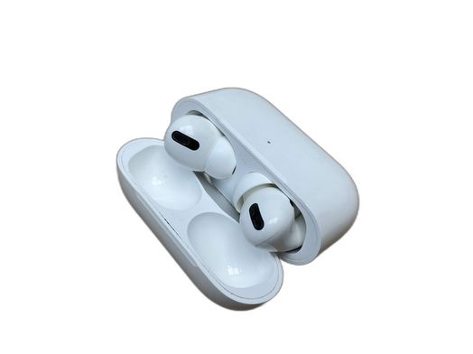 in ear apple airpods pro
