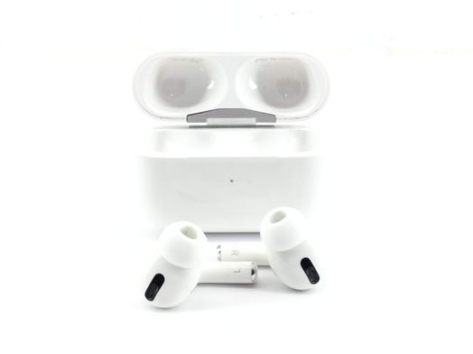 in ear apple airpods pro
