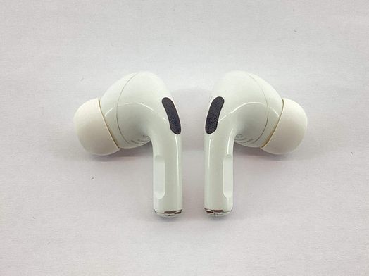 in ear apple airpods pro