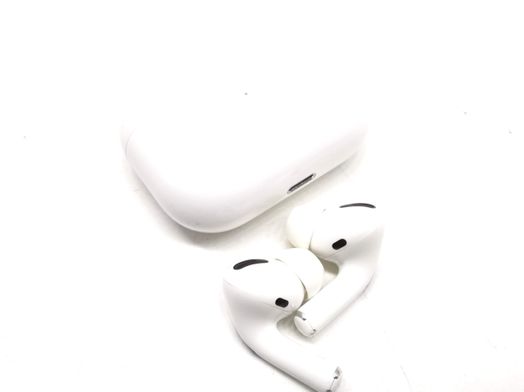 in ear apple airpods pro