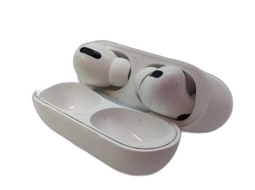 in ear apple airpods pro