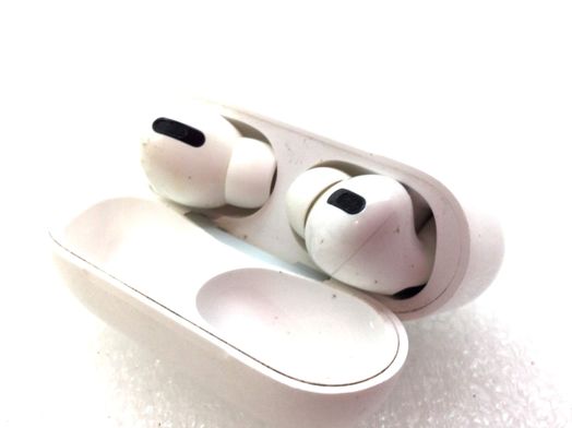in ear apple airpods pro