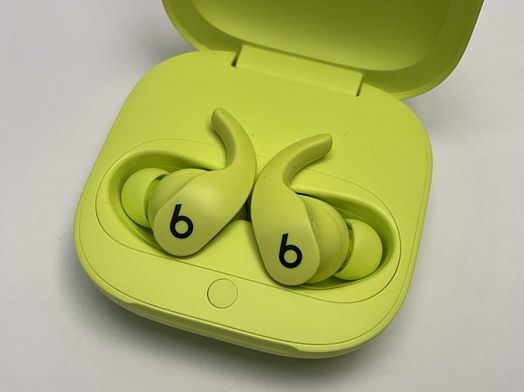 in ear beats fit pro