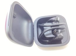 in ear beats powerbeats pro