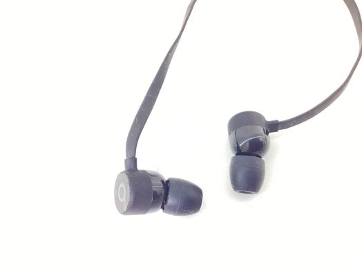 in ear beats urbeats3