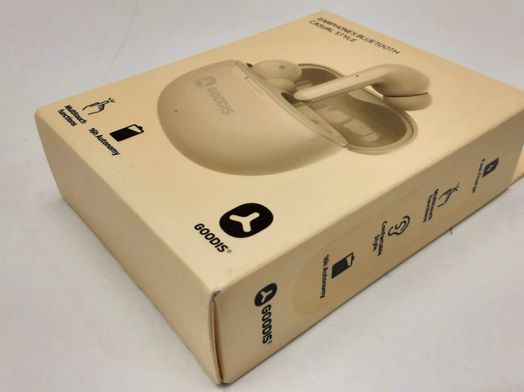 in ear goodis casual style
