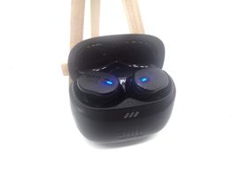 in ear jbl tune buds 2